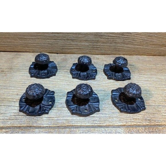 Twelve Vintage Cast Iron Drawer Pull Knob 2 1/4" wide Base Twelve (12) 0184-0062 - Picture 9 of 12